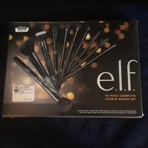 Elf 10 piece make up brush kit NEW